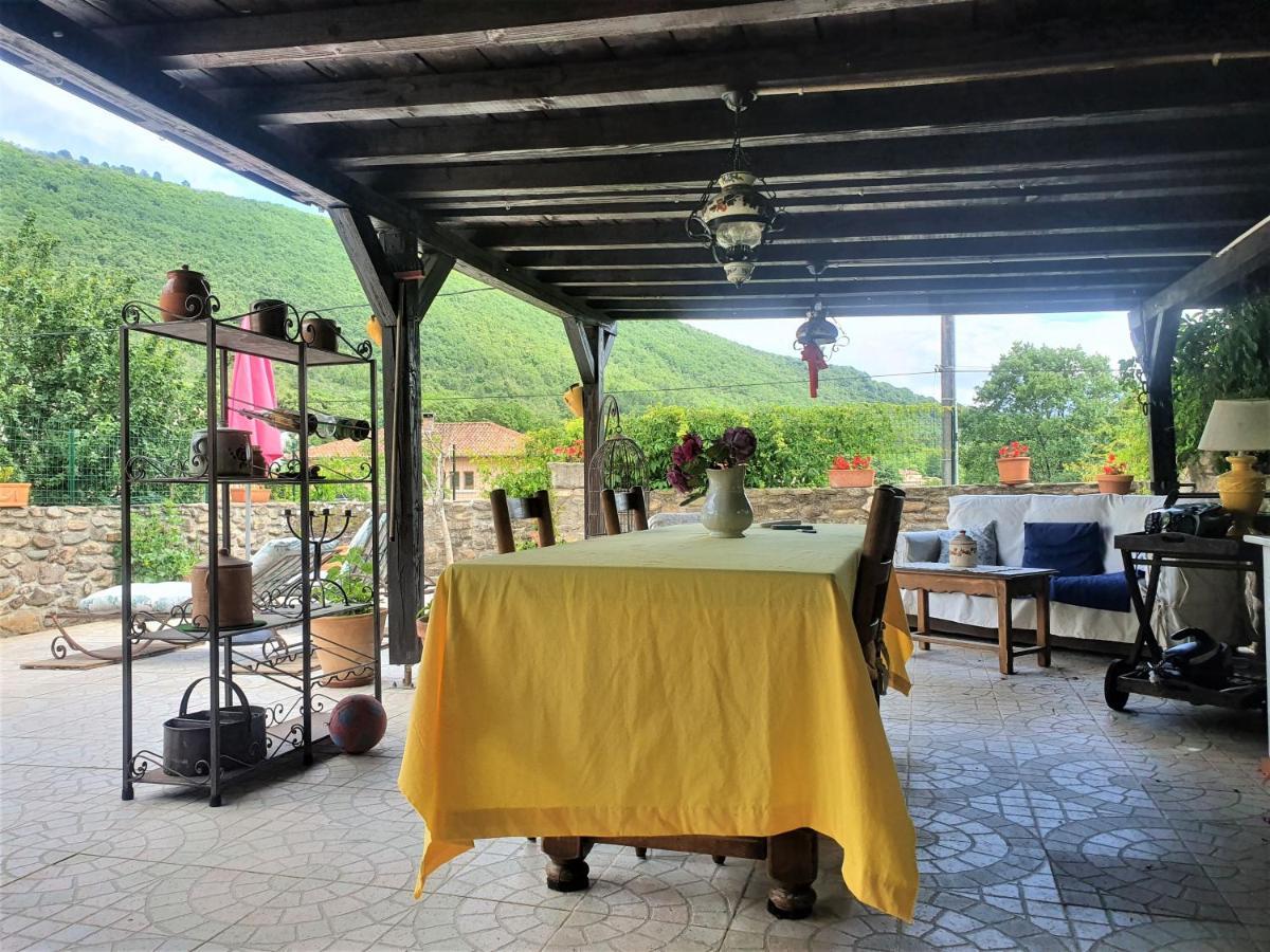 Mes Maisons Gardoises, Two Gites Sleeping 13 With Two Private Pools, Kids Room, Laundry, Disco, Free Wifi, Linen And Dog'S Are Welcome Gagnières Eksteriør billede
