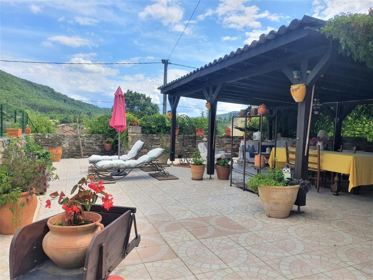 Mes Maisons Gardoises, Two Gites Sleeping 13 With Two Private Pools, Kids Room, Laundry, Disco, Free Wifi, Linen And Dog'S Are Welcome Gagnières Eksteriør billede
