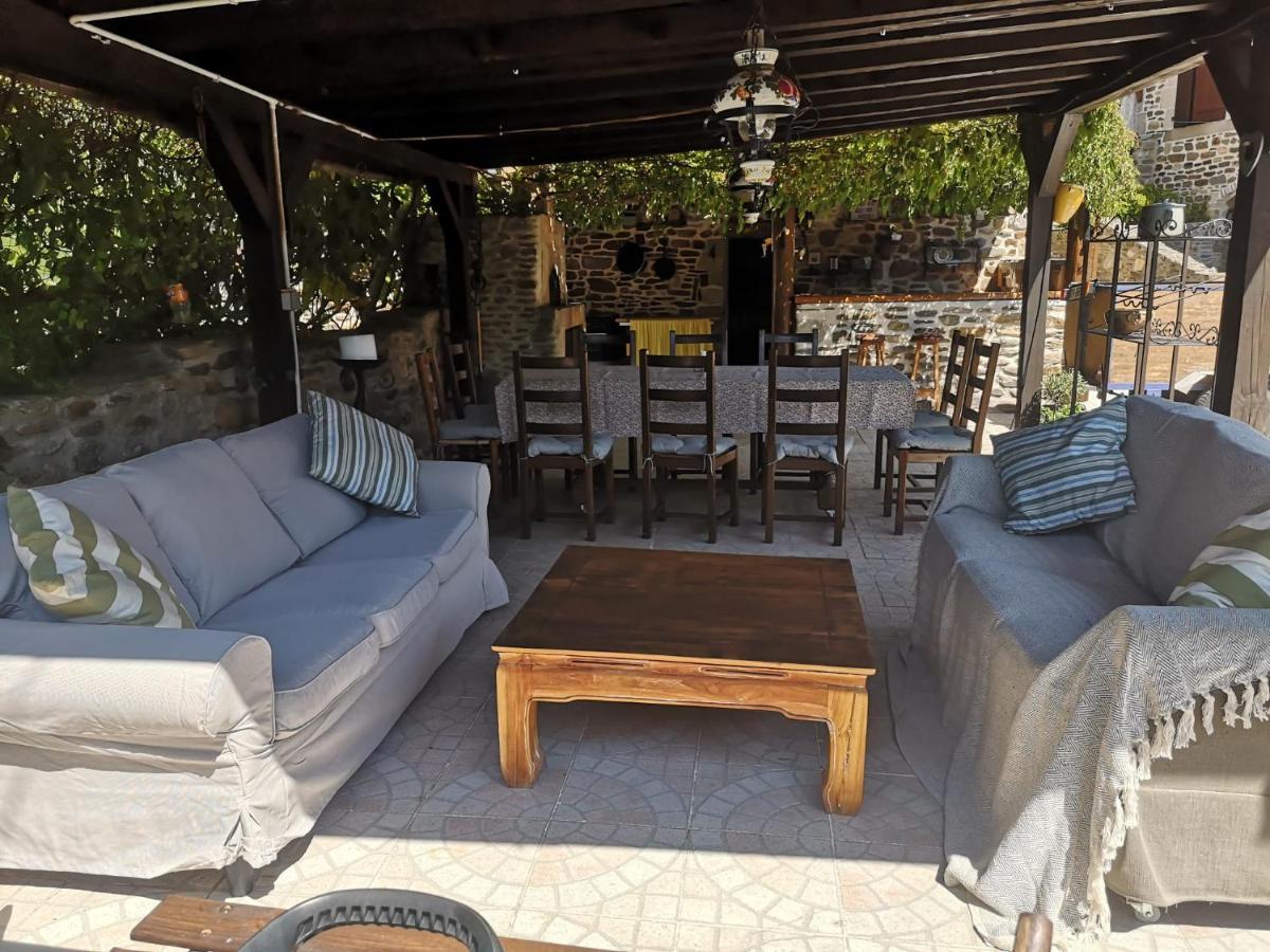 Mes Maisons Gardoises, Two Gites Sleeping 13 With Two Private Pools, Kids Room, Laundry, Disco, Free Wifi, Linen And Dog'S Are Welcome Gagnières Eksteriør billede