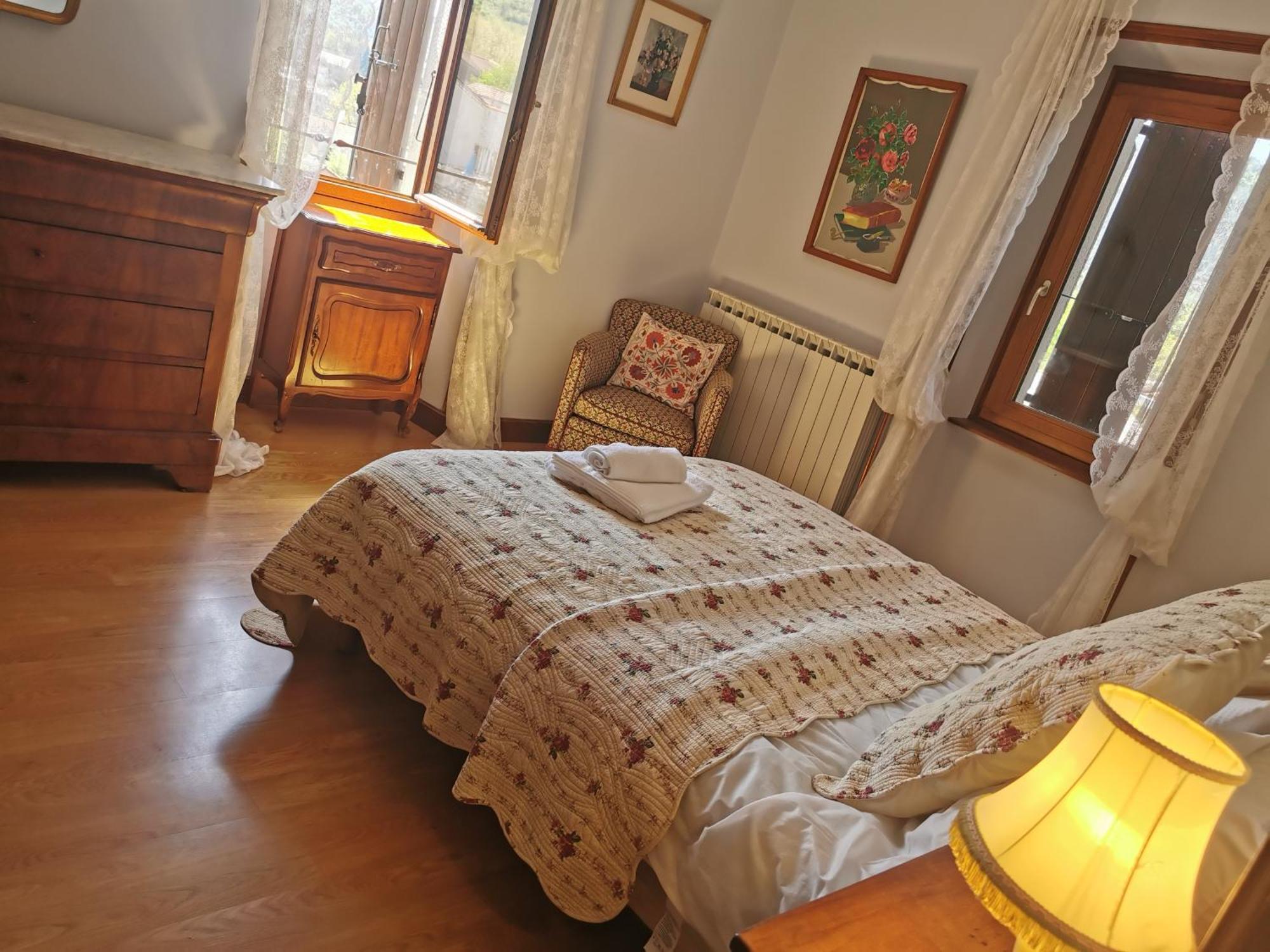Mes Maisons Gardoises, Two Gites Sleeping 13 With Two Private Pools, Kids Room, Laundry, Disco, Free Wifi, Linen And Dog'S Are Welcome Gagnières Eksteriør billede
