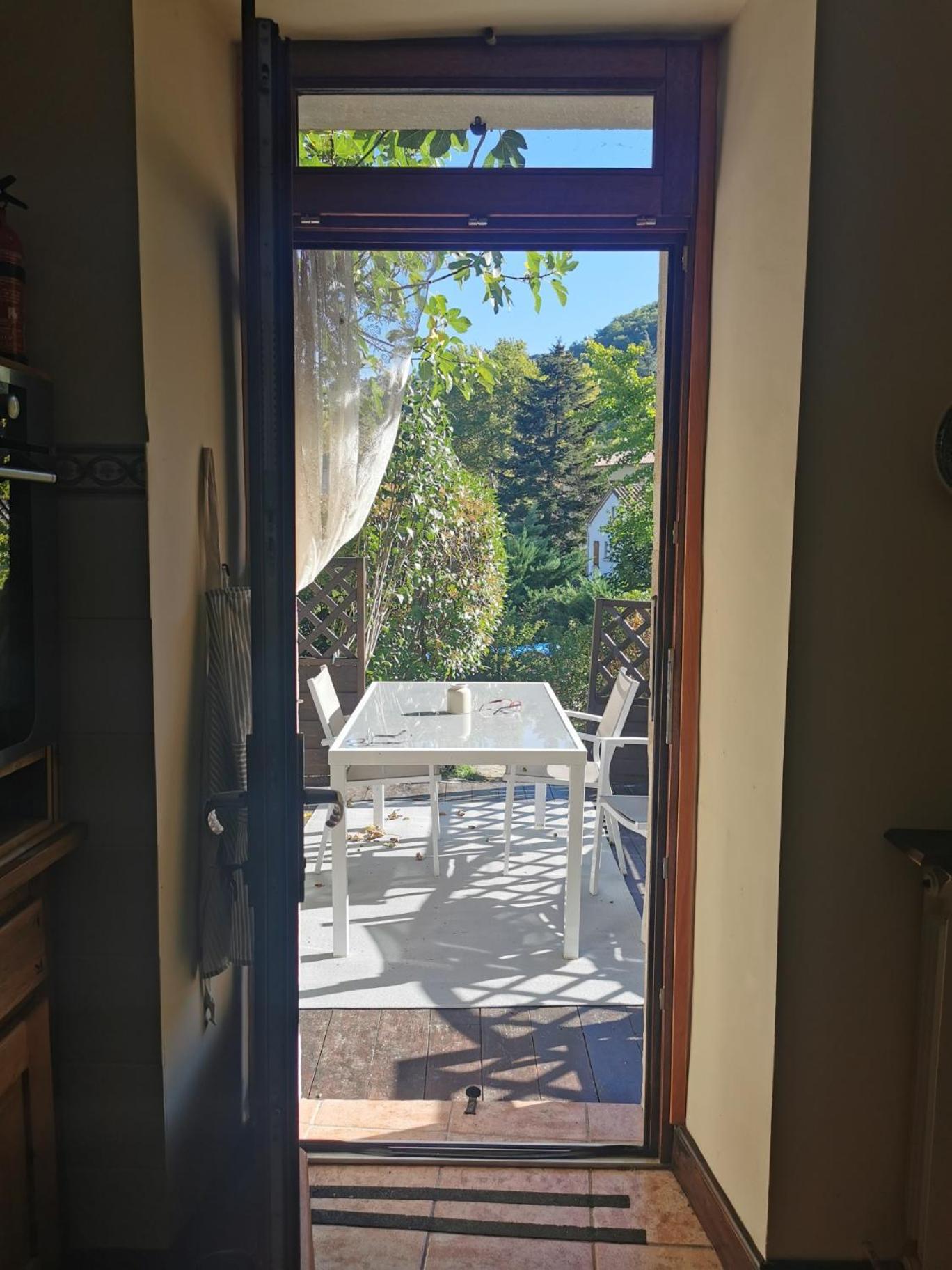 Mes Maisons Gardoises, Two Gites Sleeping 13 With Two Private Pools, Kids Room, Laundry, Disco, Free Wifi, Linen And Dog'S Are Welcome Gagnières Eksteriør billede
